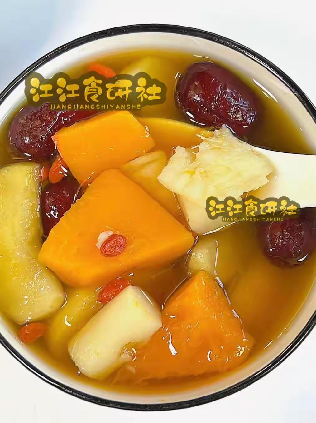 冬天吃一果，中药不用喝，一健脾，二安神，三补气血，冬天要多吃冬天吃一果，中药