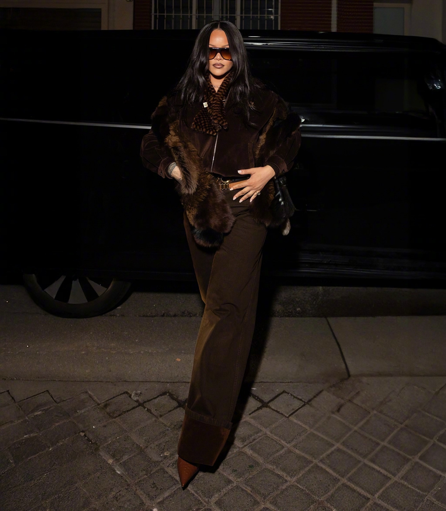 贵气日婆现身！Rihanna和A$APRocky超酷巴黎新街拍！