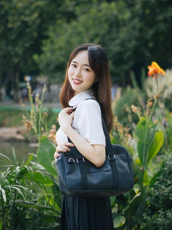 女大学生瞒着家人赴疆扎根，凭实干成就惊艳父母与岁月武汉姑娘吴明珠从西南农学