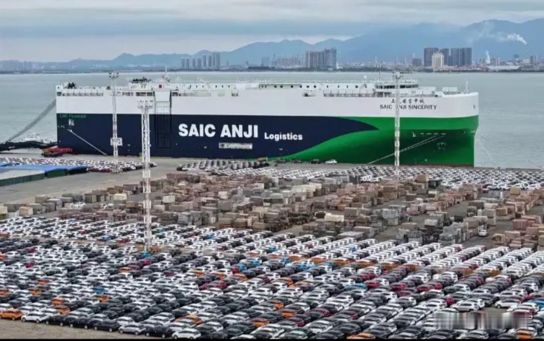 海南现在简单的说，经济体系自成一派。对接的是国际贸易。海南的商品再便宜。如果内地