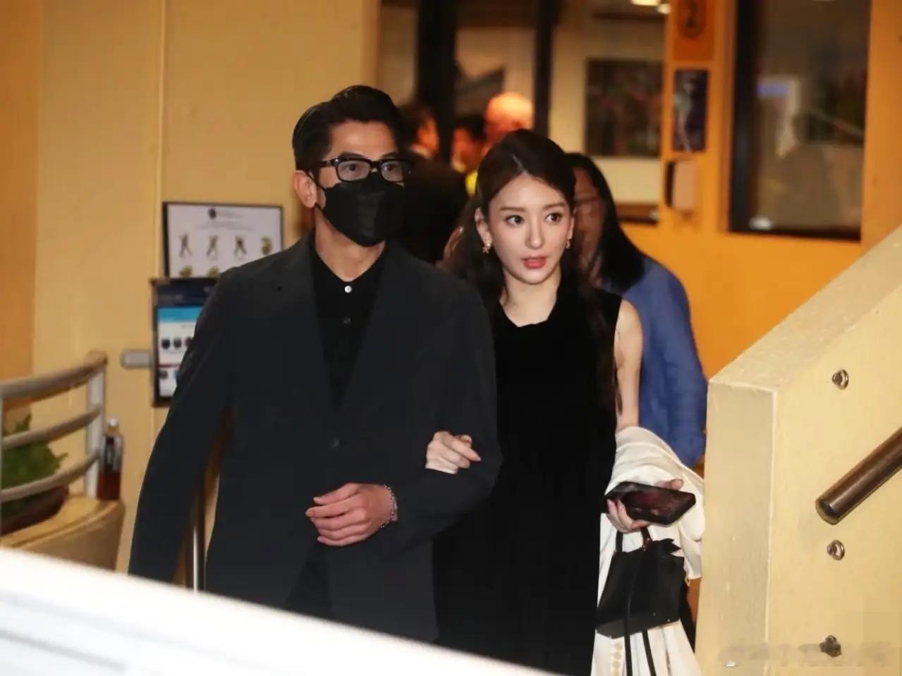 郭富城带方媛现身赛马场，没想到她还没生呢，身姿矫健！还神采奕奕的陪老公去马场呢，