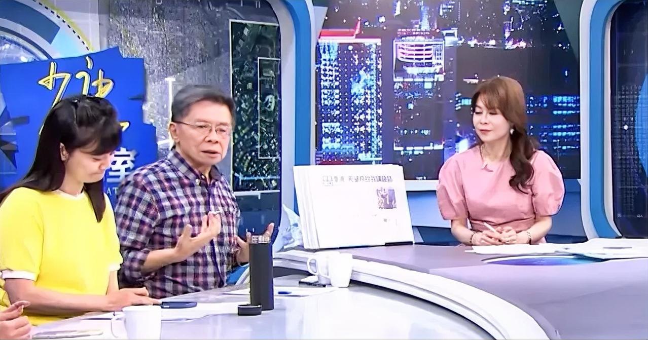 台湾名嘴沈富雄7月5日在节目中批评主持人钱怡君，“你很反中，你无意中泄露了你的意