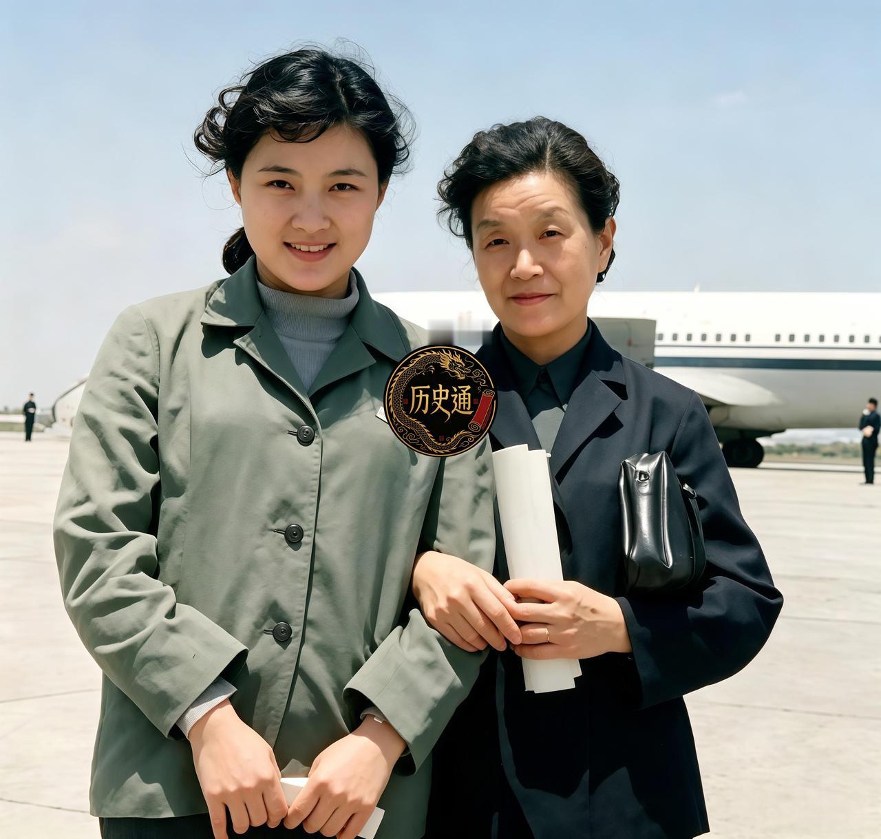 银幕上的陈冲，从《小花》里的清纯少女到好莱坞的华人面孔，始终是国际影星。可少有人
