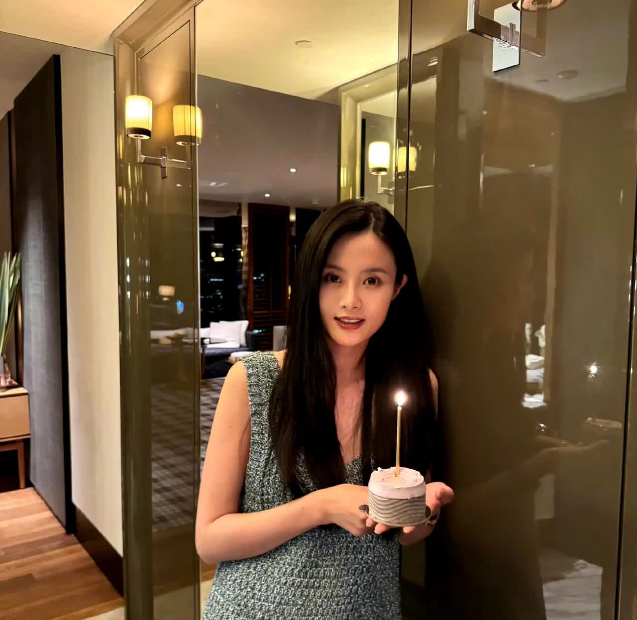 李光洁对小娇妻是真爱啊！过个生日都要发微博庆祝！他如果在《以法之名》里这么关心柳
