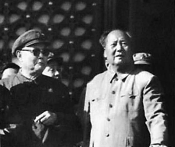 76年陈锡联和叶帅“夺”军权？毛主席临终前，为何把军权交给他？【1976年2月