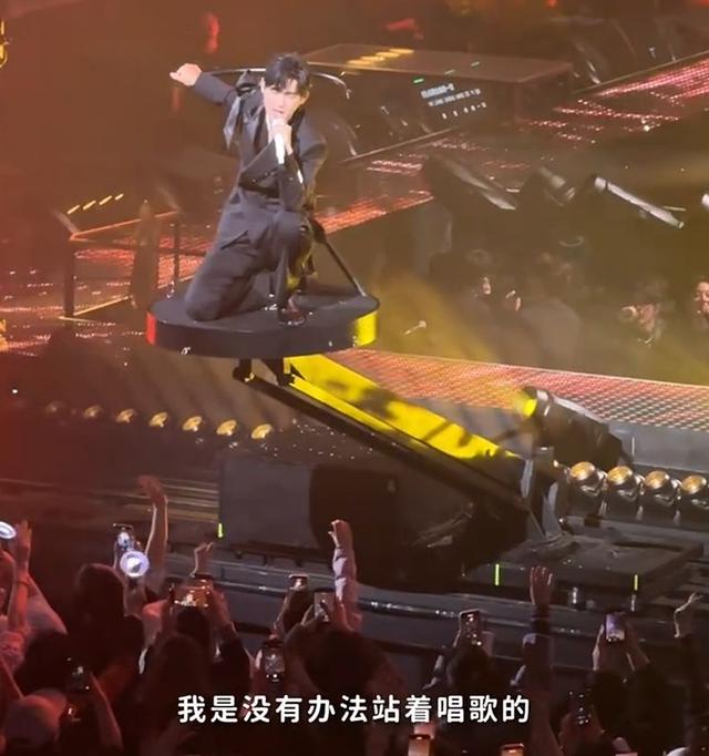 44岁周渝民回应无法站立唱歌: 演出的几天犯肠胃炎, 一动就想吐