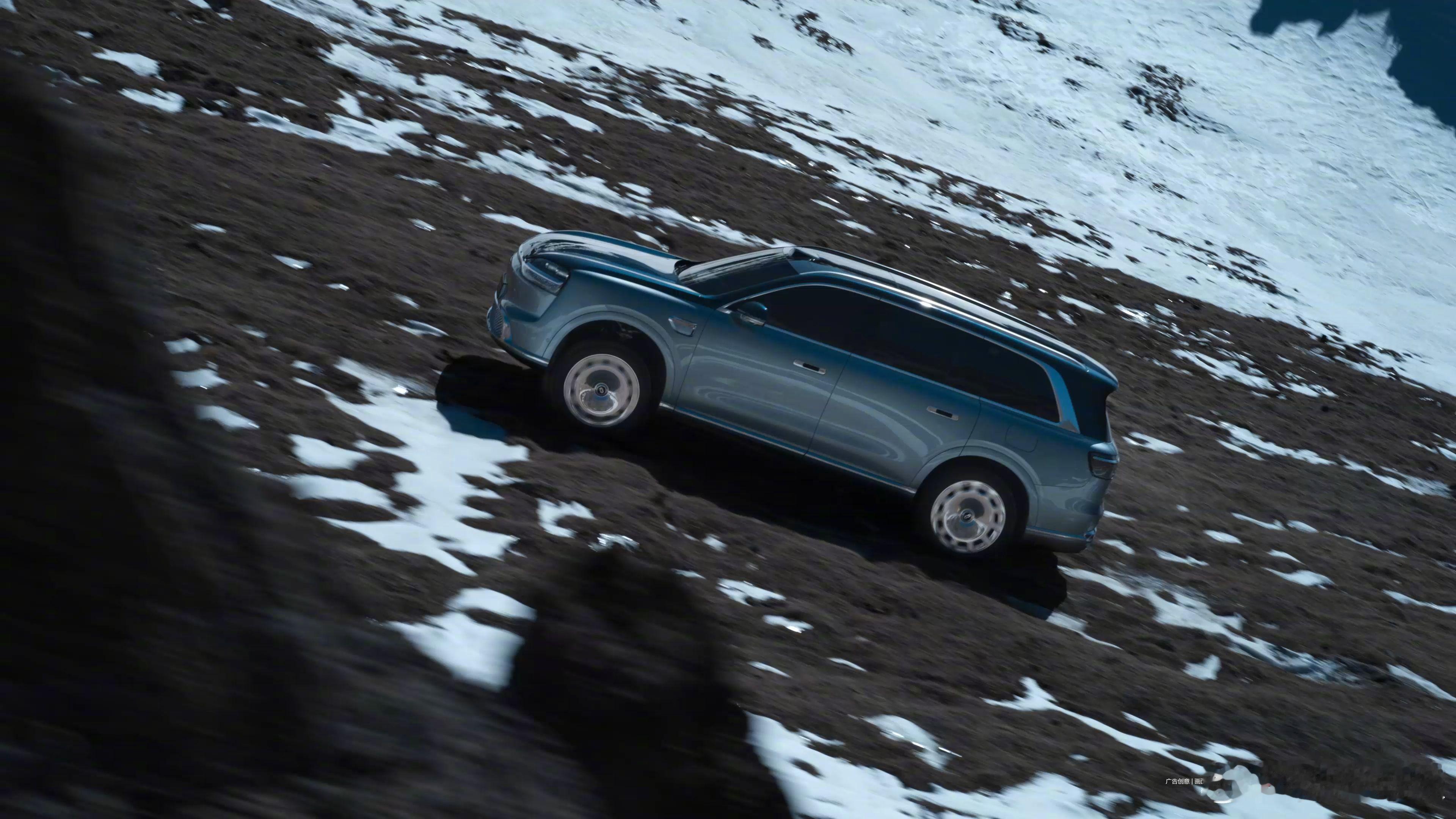 全新一代问界M9官宣鸿蒙智行今天宣布全新一代问界M9系列。以前它就在50万级高端