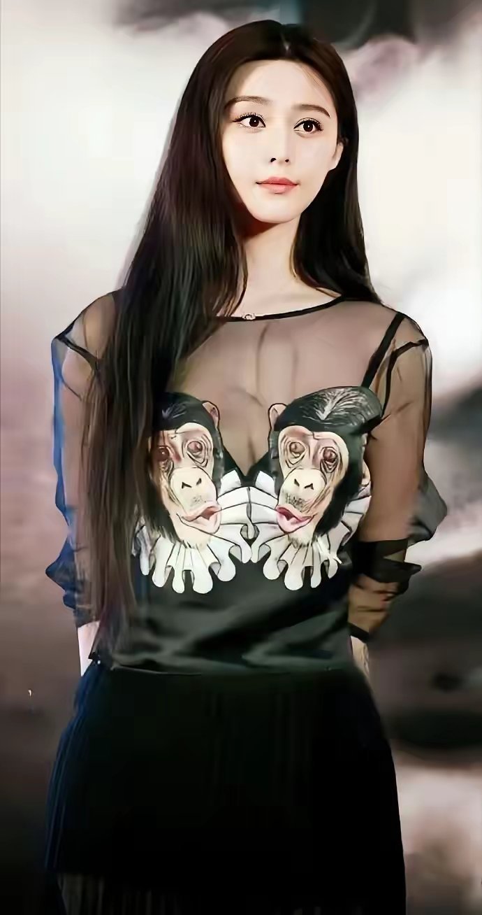 不是谁穿这个衣服都是这么好看的
