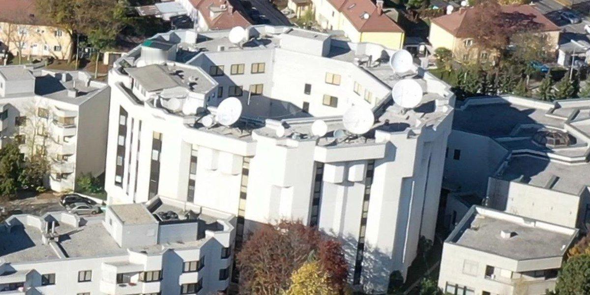 【奥地利驱逐三名俄外交官，指控其利用外交建筑屋顶进行信号情报收集】5月4日，奥地