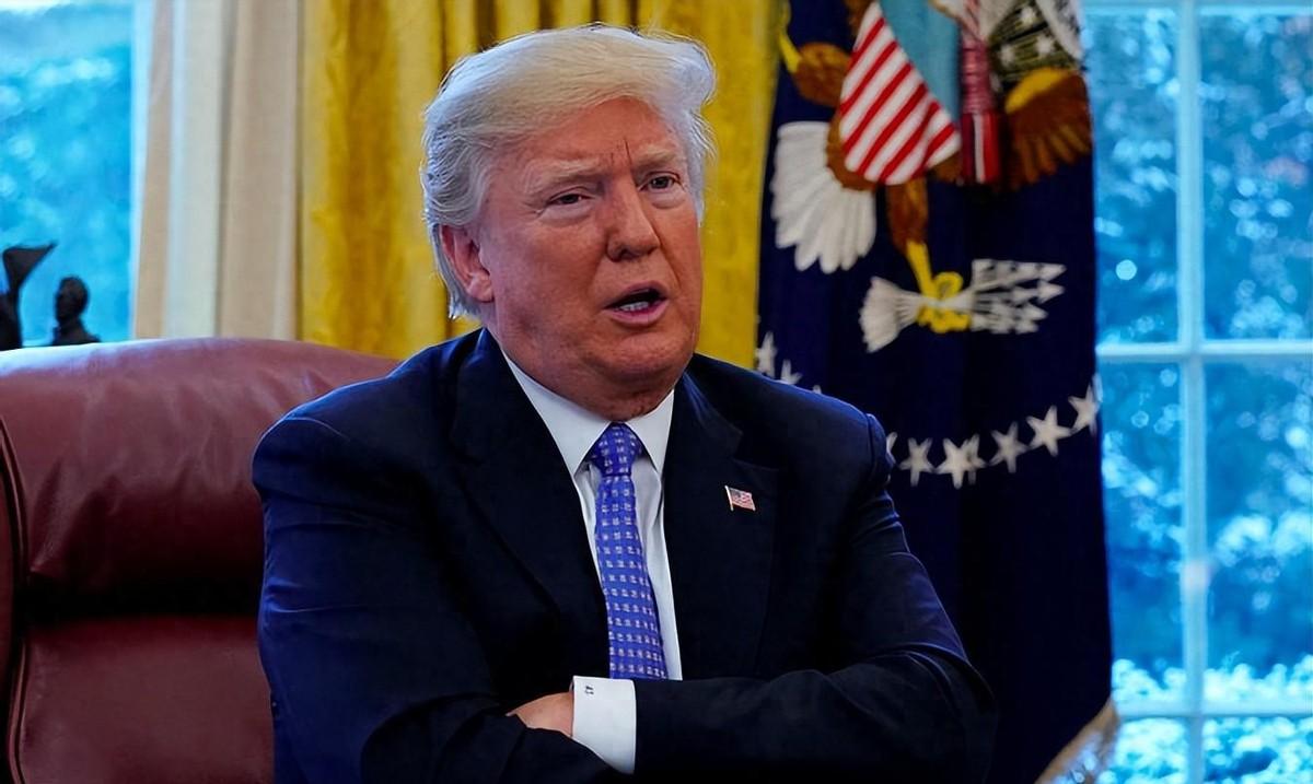 谁能想到，堂堂五角大楼的顶级“大脑”们，竟然在一周之内集体卷铺盖走人了。4月