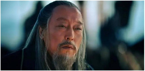 公元251年，司马懿自知活不了多久了，想起曾被自己斩杀的曹家1000多口人，临死