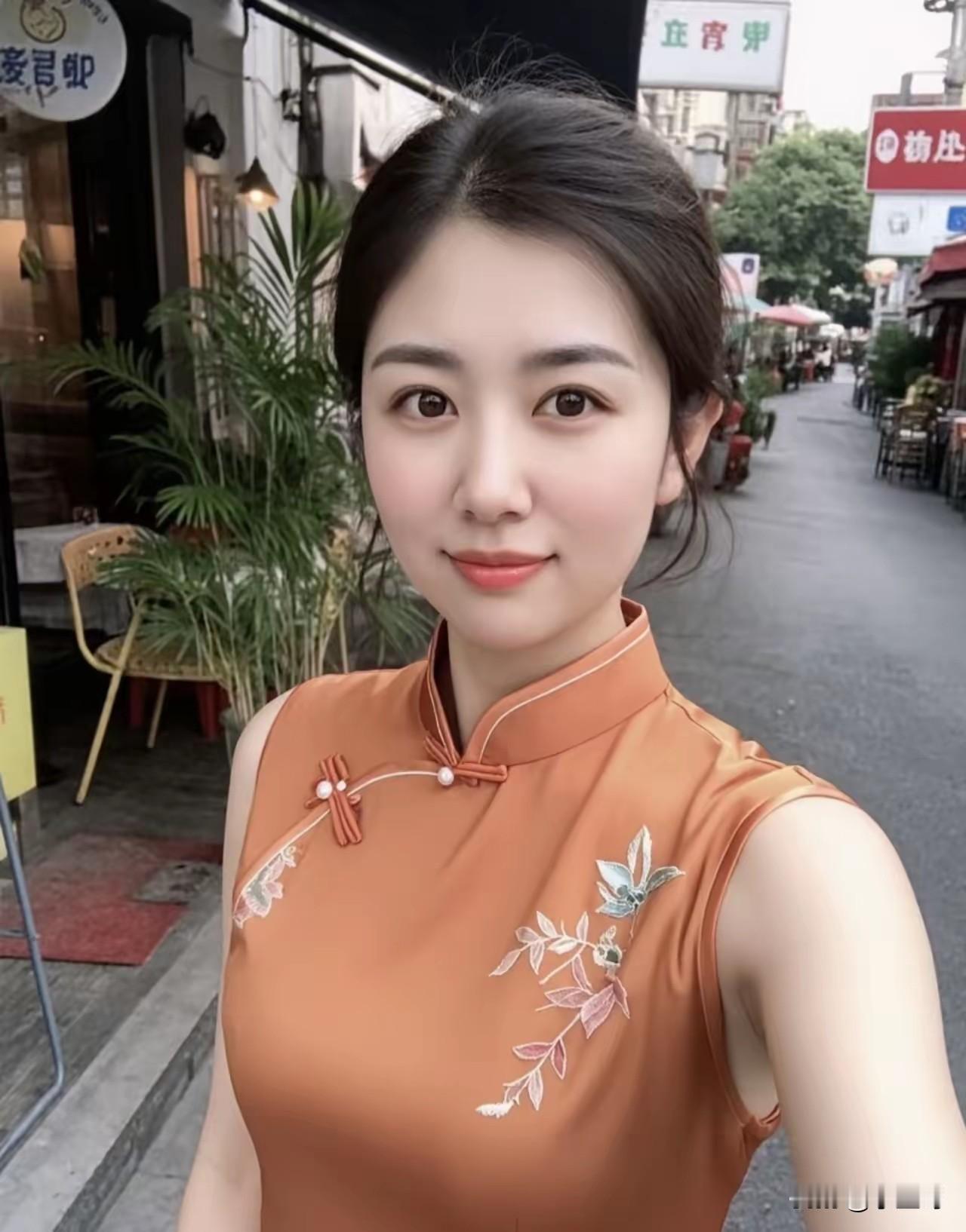 青丝绾起，笑靥如花。