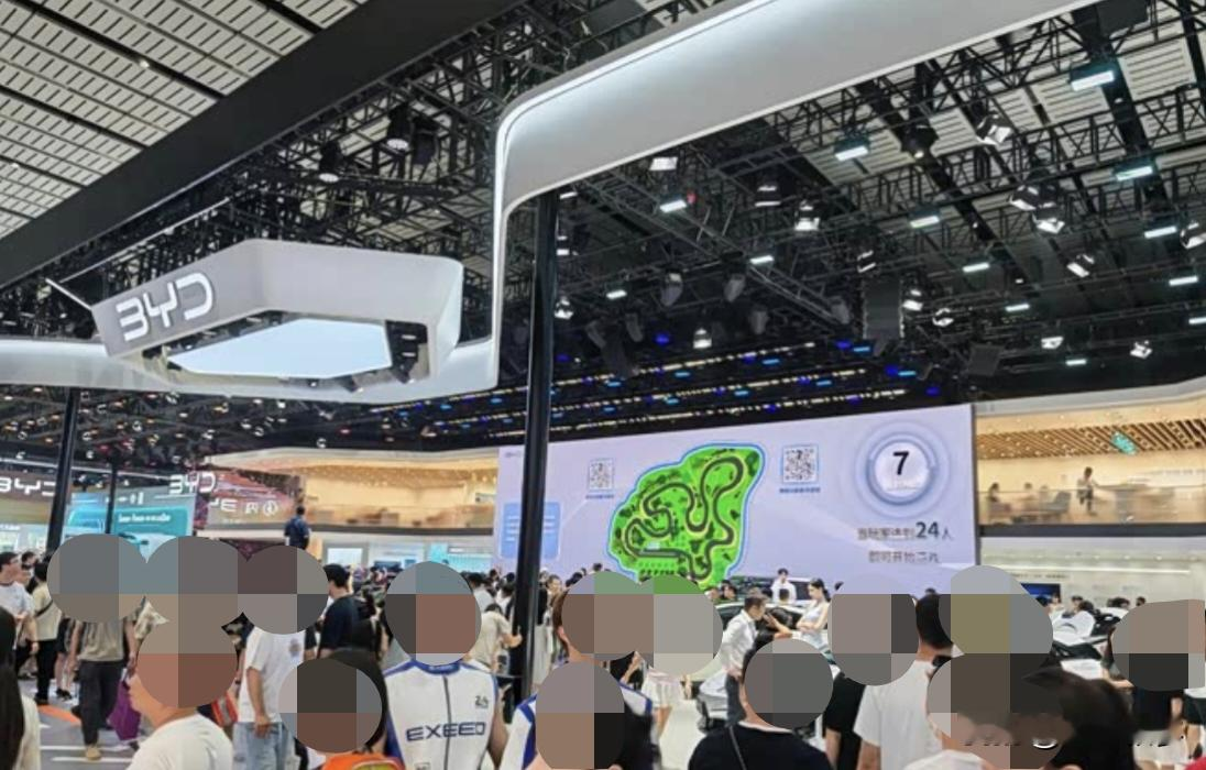2026年可以闭眼入的五大车型。1：第1名比亚迪。2：第2名吉利汽车。3：第3名五菱汽车。4：第4名