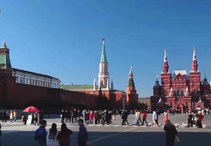 俄罗斯专家们频频暗示中国：当年苏联帮过中国，希望你们不忘恩情，投桃报李。最近