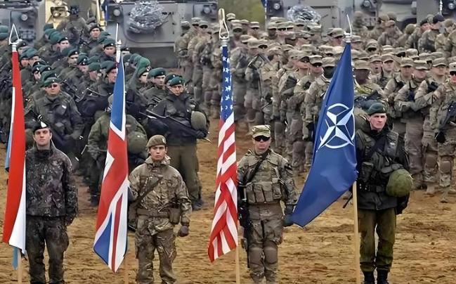 北约开始夺权二月十日北约发布新闻公告北约成员国同意，就北约指挥体系中的高