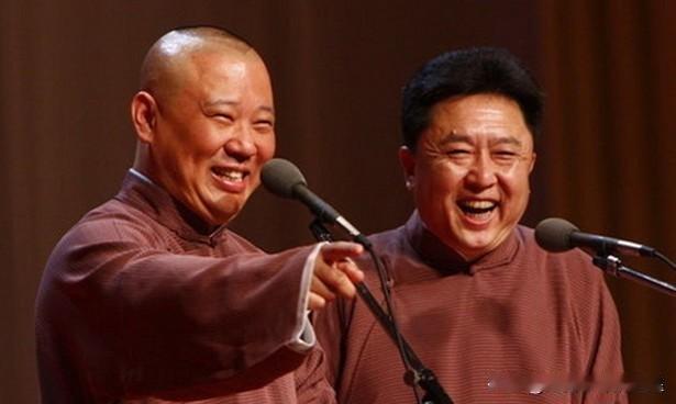 郭德纲被立案10天，风波越滚越大？于谦为何一点不慌7月24日，德云社武汉场《
