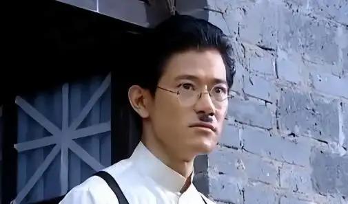 吃了23年中国饭娶了中国老婆，却砸了中国碗，如今自食恶果。他就是日本演员矢野浩二