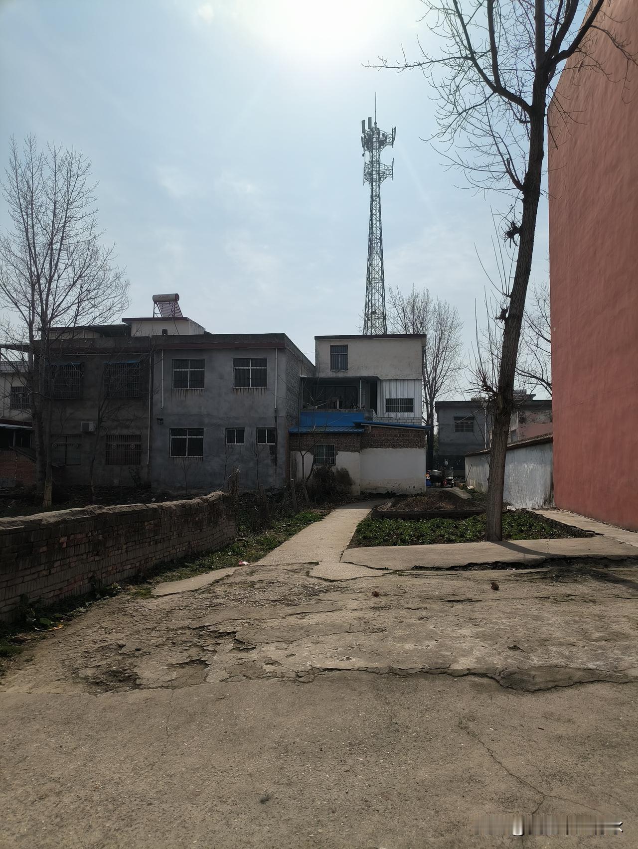 人一旦懒惯了，这辈子基本就毁了！有个八零后年轻人，去年农历十一月初，家里连电费