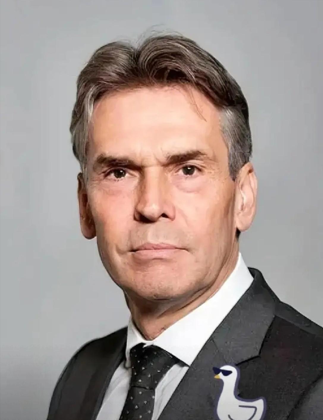 荷兰众议院宣布了10月29日,荷兰议会众议院选举正式开投!来自27个政党的1