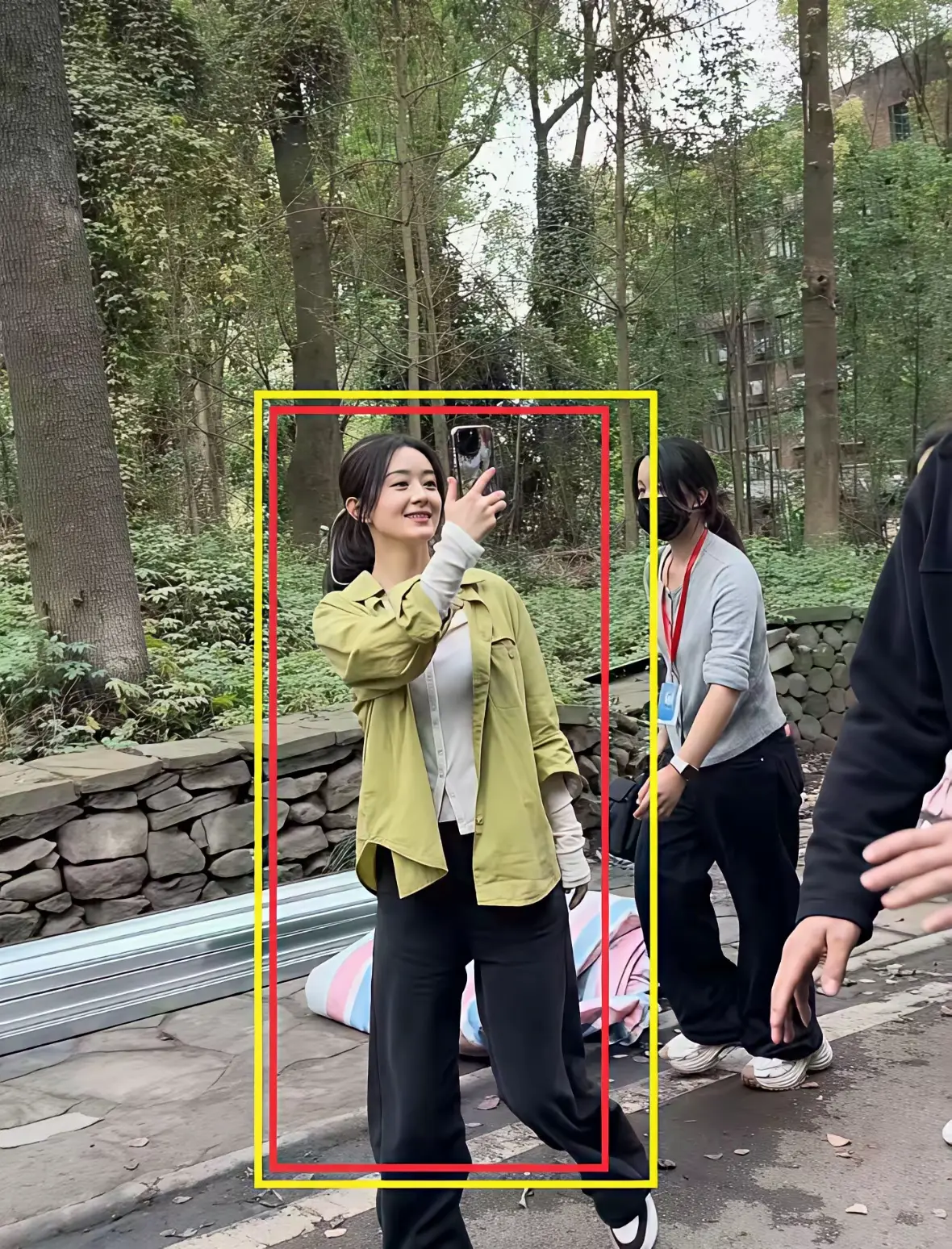 老天奶，赵丽颖生图长这样….