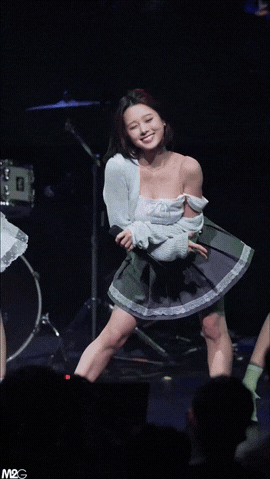 我滴天菩萨她的一扭，我老命没有韩国财阀的眼光果然不是盖的