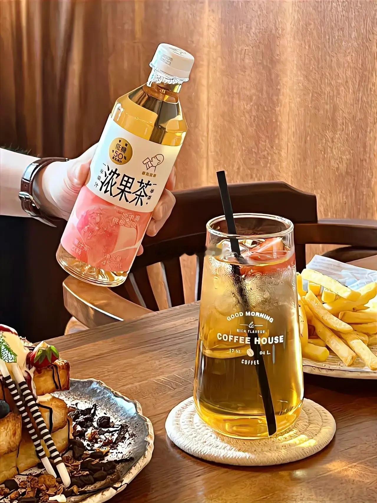 双子座的确是接纳心很强的人，不同性格的人，双子座都可以包容，因此在圈子当中，双子