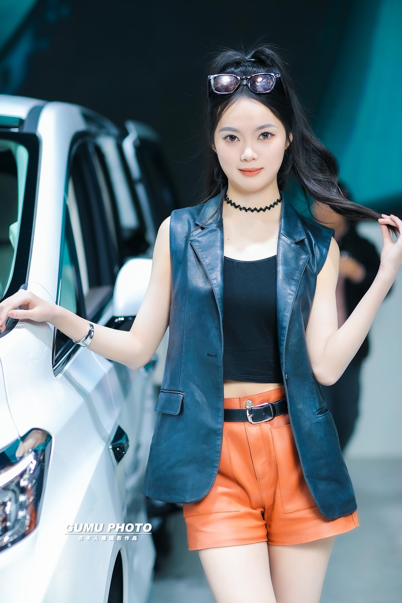 2025成都双十二车展长城展台模特小姐姐