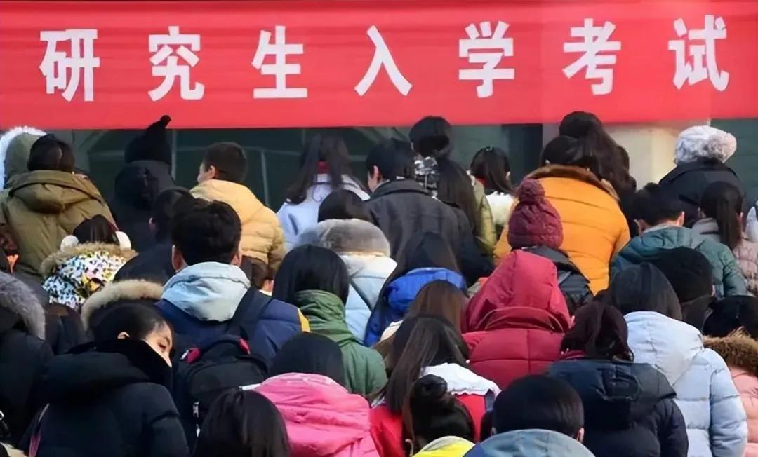 网红考研上岸却被嘲：你都这样了，还去考什么研啊！是呀，谁规定网红就不能考研呢？