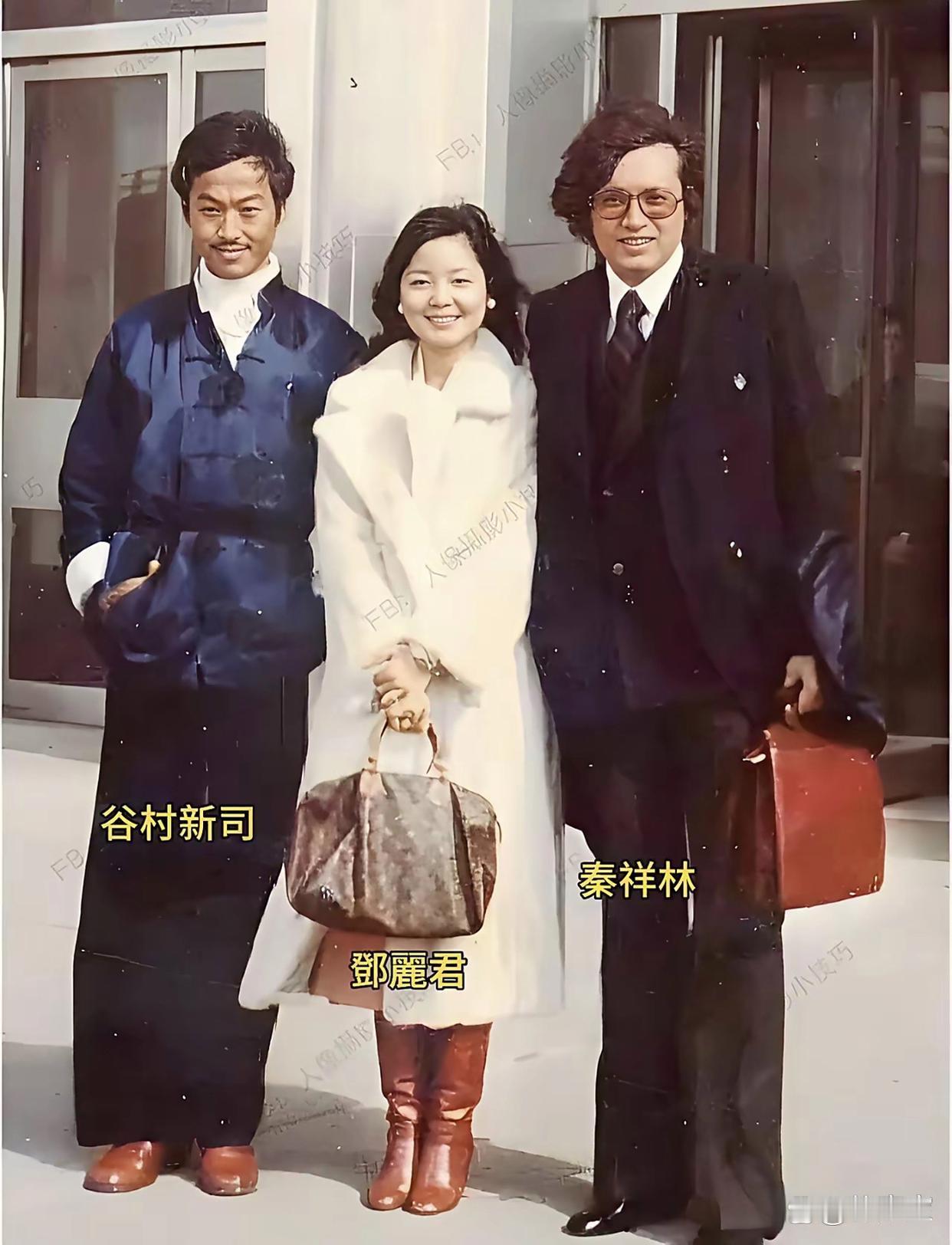 天呐！1978年时邓丽君就把这只LV的包包给拎旧了我在23年前才拎到与她同款