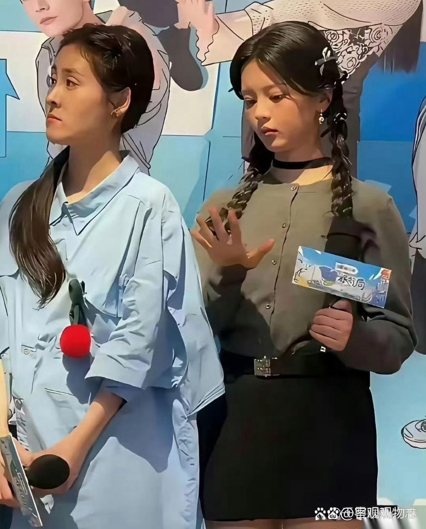 张碧晨和杨超越在没开美颜、没加滤镜的状态下，长这样。​