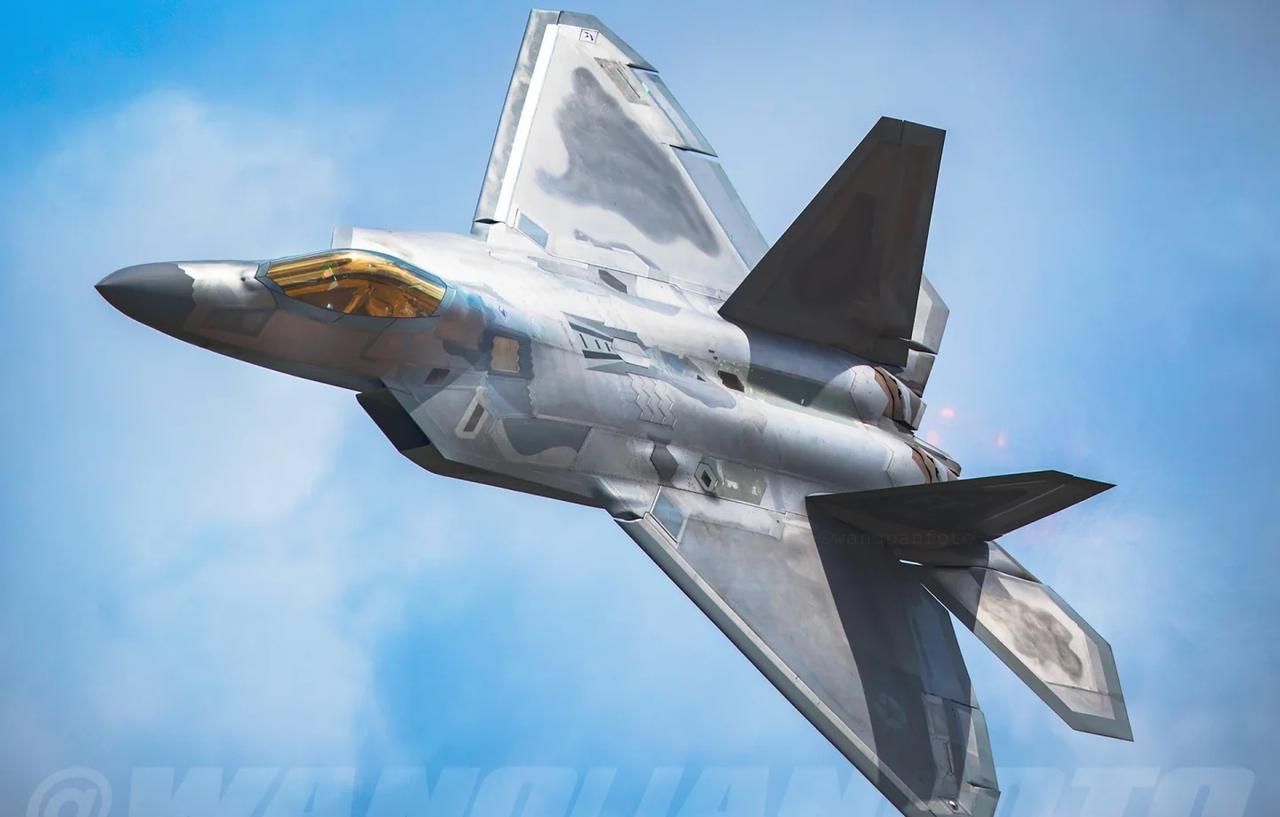 当年强敌的样子的确科幻牛掰万全摄影索尼航空摄影之家如今也是昨日黄花，风起云