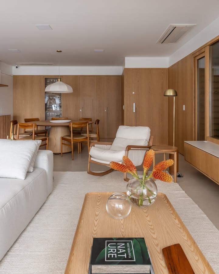 196㎡公寓，把质朴、安静、松弛都装进大空间。如何把家装得更高级?家