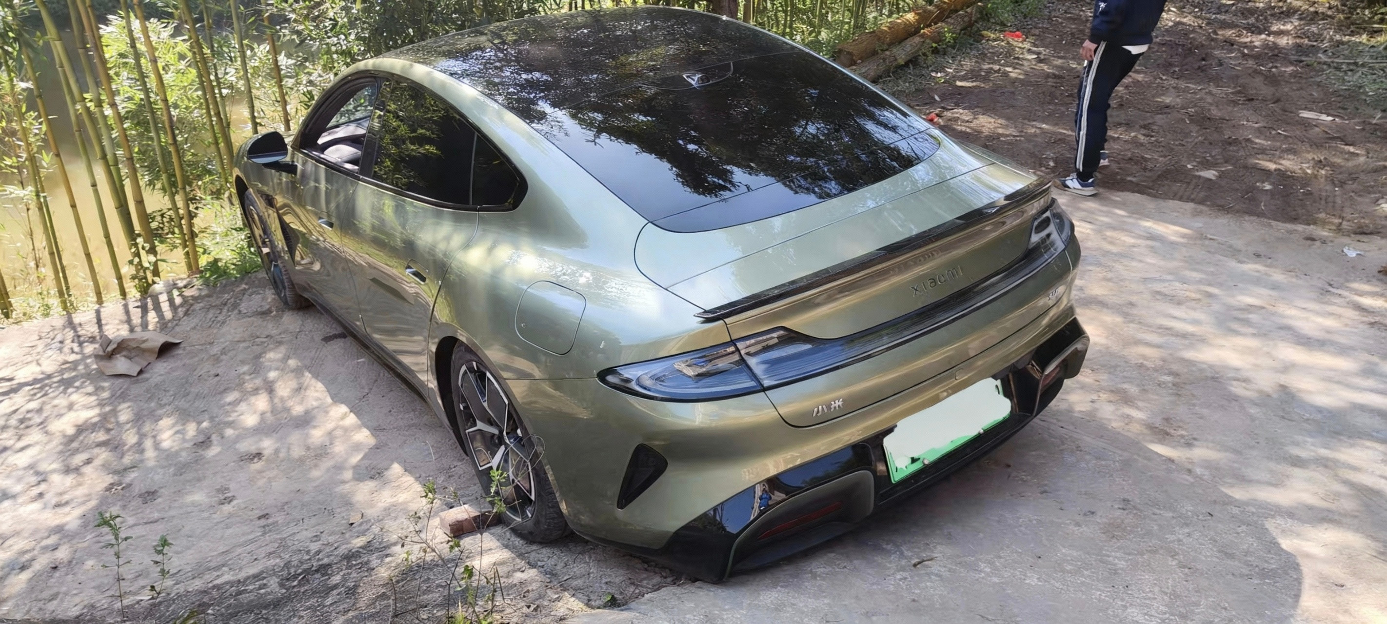 兄弟们，在线等……怎么退出来卡这里俩小时了