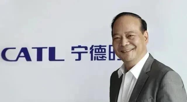 可见！大学培养一个杰出校友有多重要！上海交通大学，宁德时代曾毓群6年捐34亿，