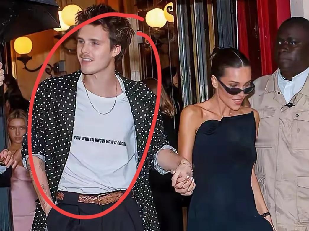 几个儿子的颜值，还真的不如父亲贝克汉姆呢？维多利亚的基因太强大，三个儿子都复制