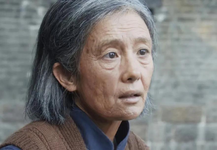 杨幂老师这演技真是绝了，每一帧都是教科书级别的！真的一眼泪目，跟我奶奶真的好