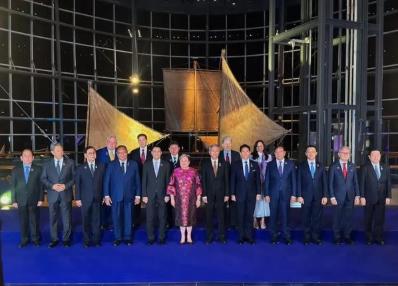 马科斯组的局，印度连顿饭都不肯吃东盟外长会热热闹闹登场，轮值主席国菲律宾本想趁