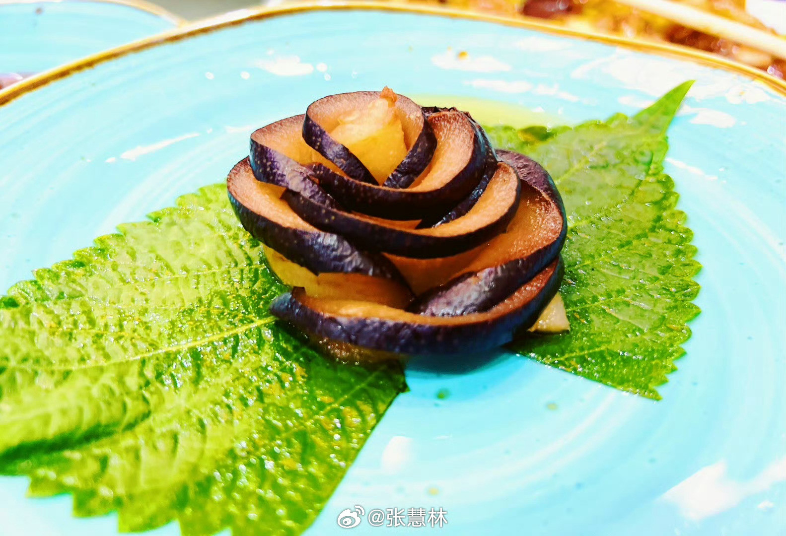 什么水果一听就很东北冻梨，这应该是东北地区最出名的特产…生活点滴