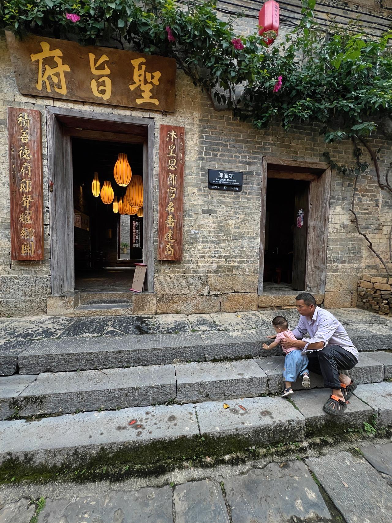 人生到底有啥意义？好多人都琢磨过这事儿，季羡林老先生也说人生本无意义和价值。天文