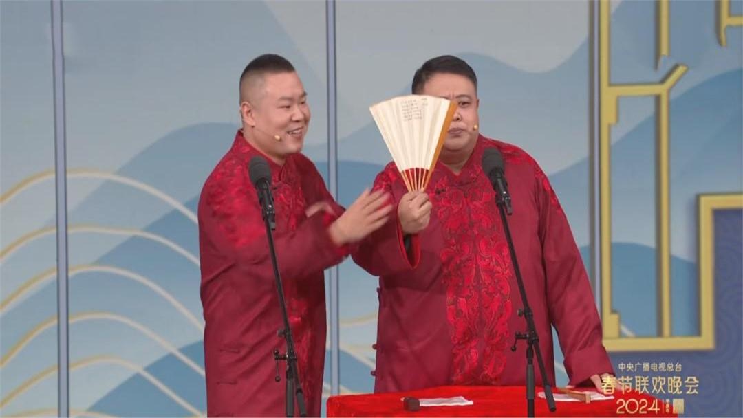 一位春晚语言类节目的老编导私下摇头：“岳云鹏今年自己说不上了，台里反而松了口气。