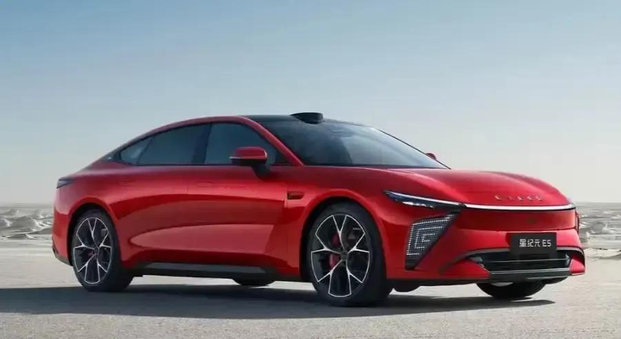 奇瑞把星纪元ES增程版直接甩进中汽中心实验室，跑完高温高原高寒，拿到一张“高品质