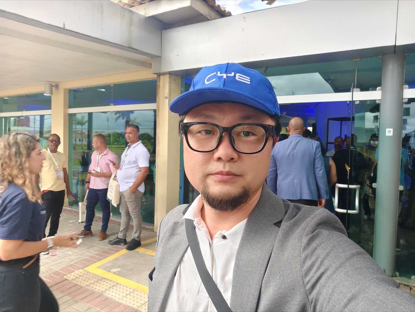 巴西工厂的速度也太快了吧！遥想一年前的7月1日，在巴利亚州的卡里萨里见证了比亚迪