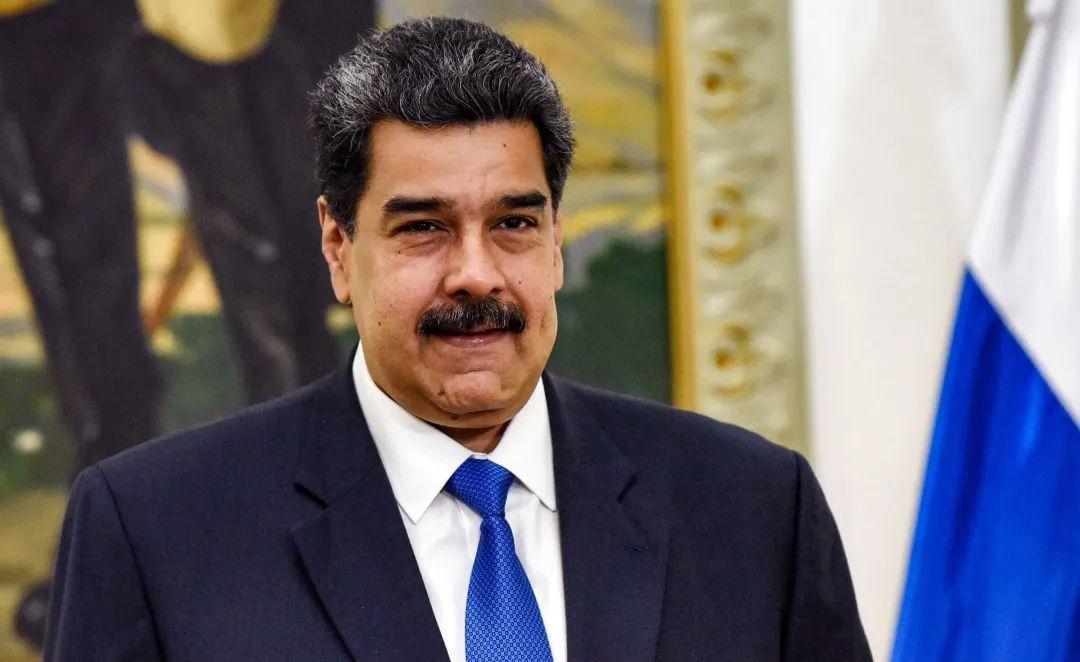 美国侵略伊拉克，容易，美国审判萨达姆，容易，美国侵略利比亚，容易，美国审判