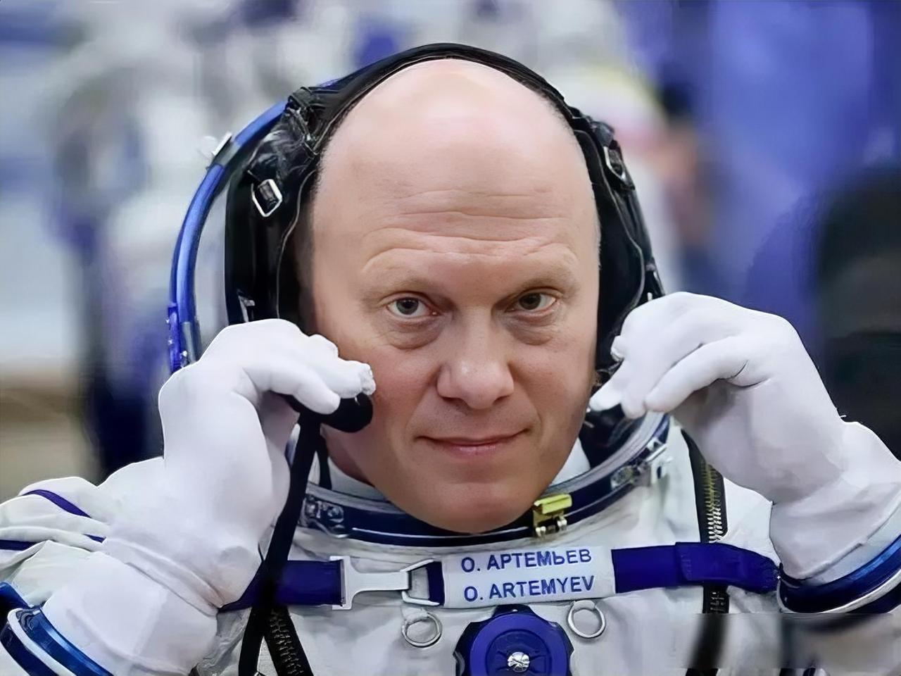 猎鹰9号技术全球开源？俄宇航员在SpaceX训练时偷拍发动机被遣返！202