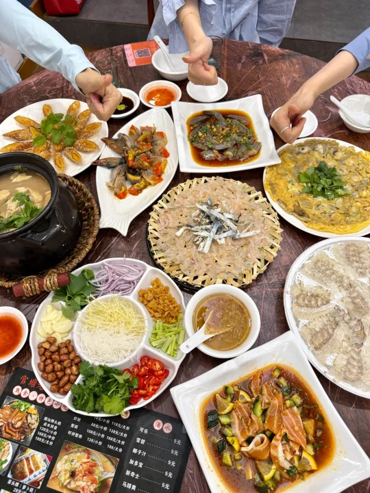 不是网红店！！！是真的牛逼好吃😋的鱼生。。。。