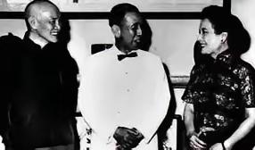 1963年外交风波：翻译员叛逃苏联使馆，背后藏着怎样的时代困局？1963年