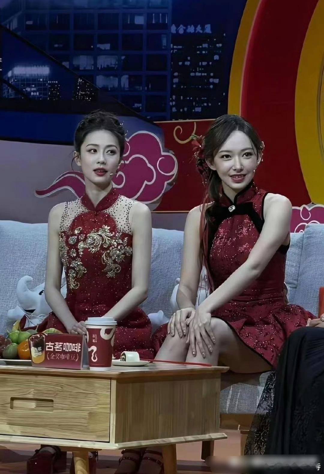 这才是真正的大腿，没有拉直，没有美颜