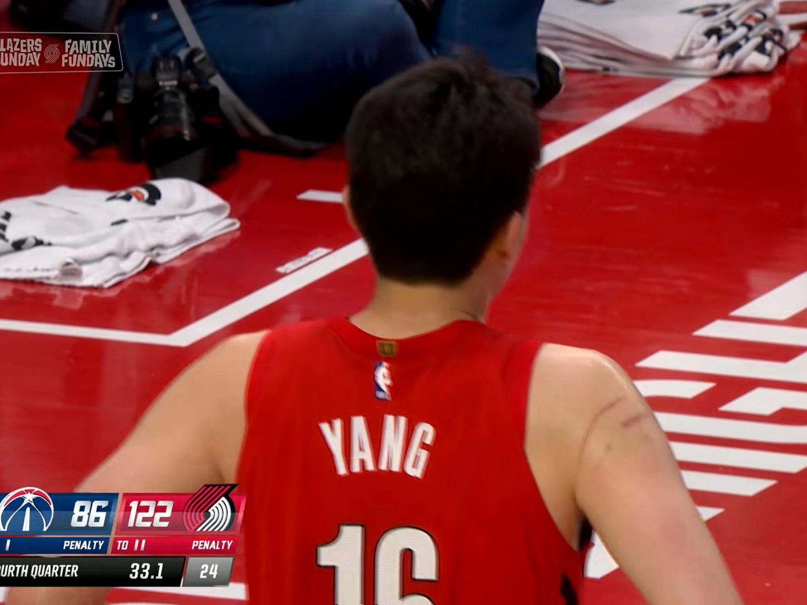 开拓者丑陋大胜，杨瀚森在末节登场：10分钟出场6分4板1帽（1/5）如果不常看发