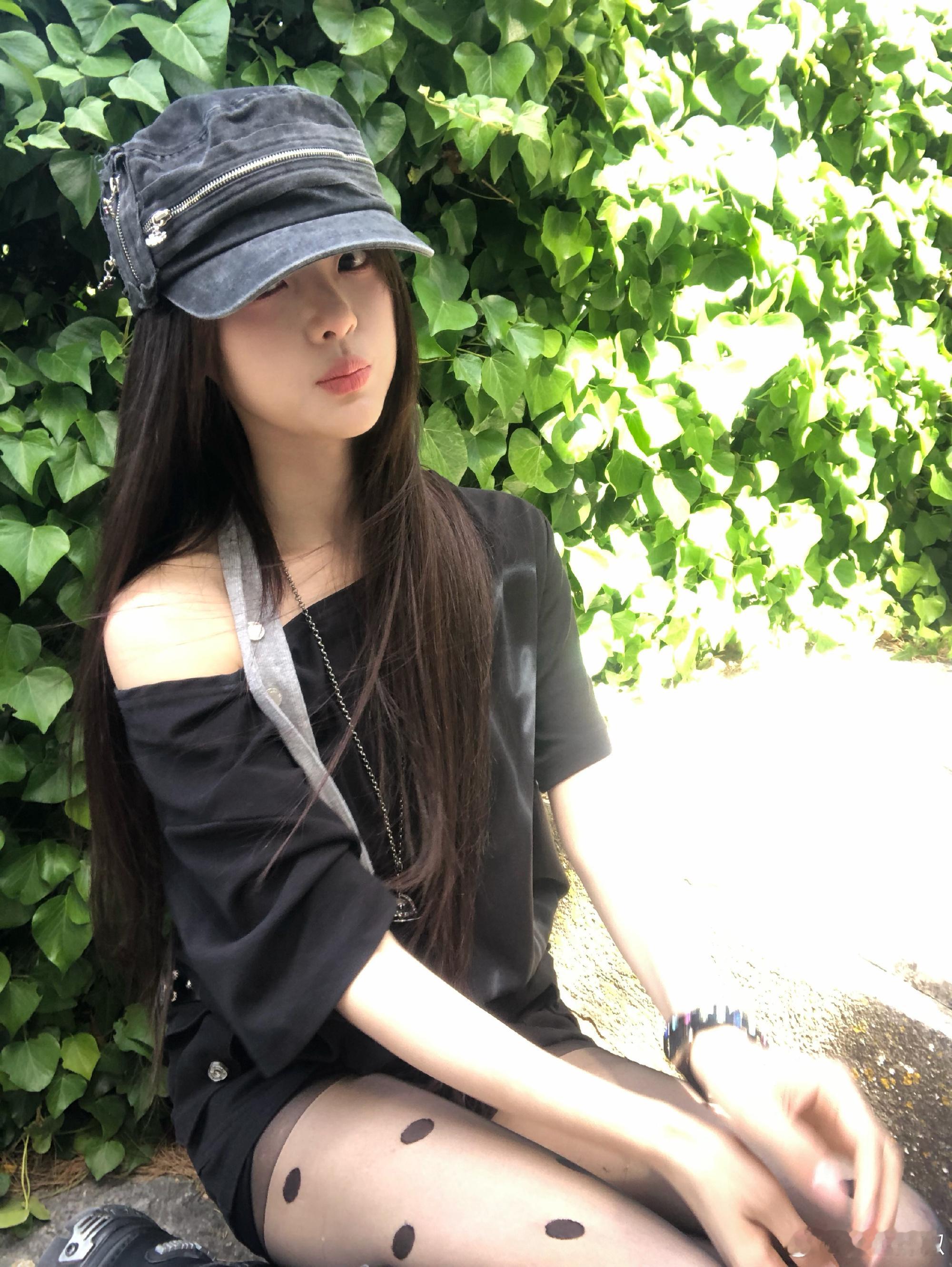 杨超越最新出片真的太会拍了📷