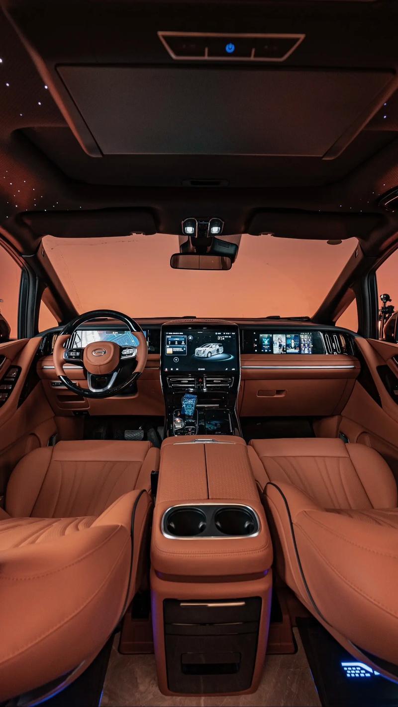 别被合资标PUA了！传祺三大件稳得一批，钜浪混动省油又有劲，M8/GS8空间大到